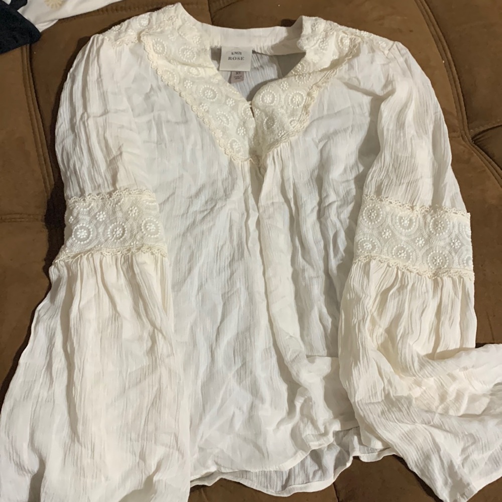 White long sleeve size XS fits like S